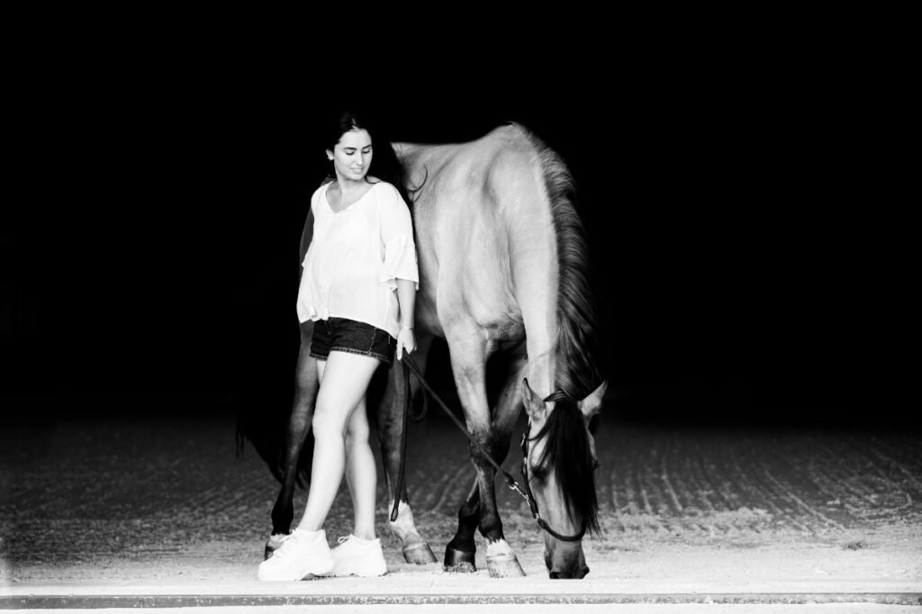 Ainhoa junto a su caballo